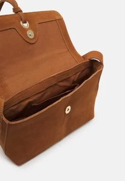 Anna Field Leather - Across Body Bag - Cognac 8 Anna Field Leather - Across Body Bag - Cognac -Anna Field 236c737fe2604da397562636f4aeeeea