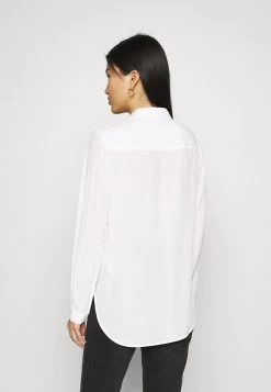 Anna Field Basic Blouse With Front Pockets - Button-Down Blouse -Anna Field 25b2dcdd81114e48bf79bfc23d5bd020