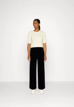 Anna Field VelvetWide Leg Trousers - Trousers - Black -Anna Field b9dd6352fbc447aa8ac5c2199bc0c6df